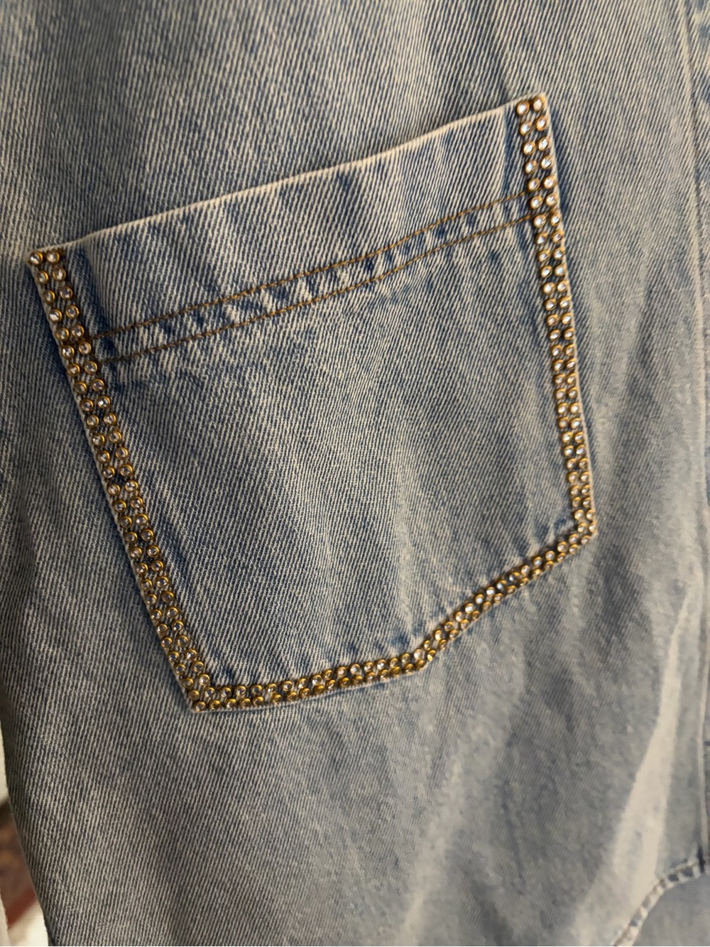 SANDRO
rhinestone-embellished cropped shirt Sz L - Picture 3 of 11